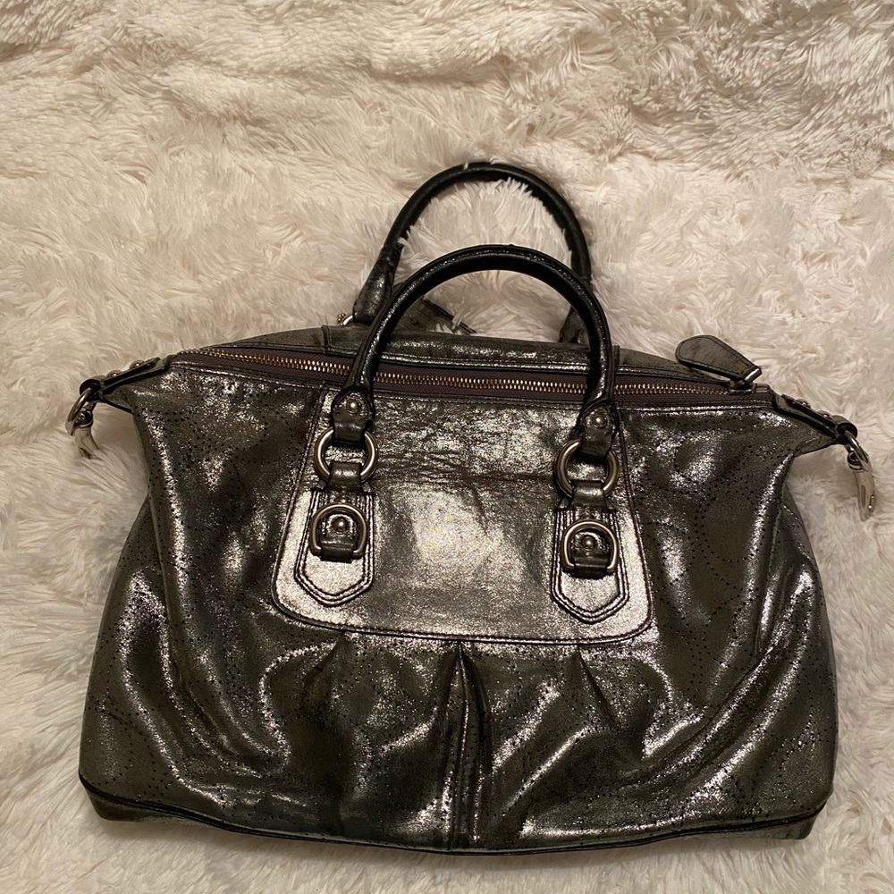 SILVER METALLIC COACH PURSE used - Picture 2 of 6